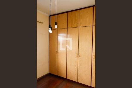 Quarto 2 de casa para alugar com 3 quartos, 221m² em Jardim das Flores, Osasco