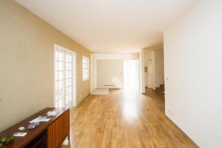 Casa para alugar com 3 quartos, 150m² em Brooklin, São Paulo