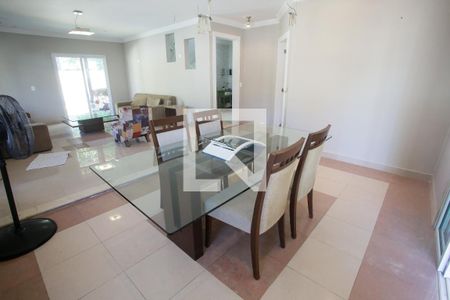 Casa para alugar com 4 quartos, 322m² em Jacarepaguá, Rio de Janeiro