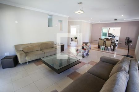 Casa para alugar com 4 quartos, 322m² em Jacarepaguá, Rio de Janeiro