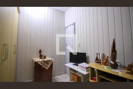 Casa à venda com 6 quartos, 350m² em Vila Renato (zona Leste), São Paulo