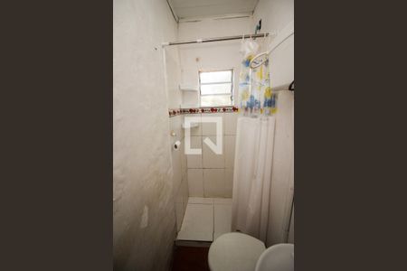 Banheiro da Suíte de casa para alugar com 3 quartos, 117m² em Vila Joao Pessoa, Porto Alegre