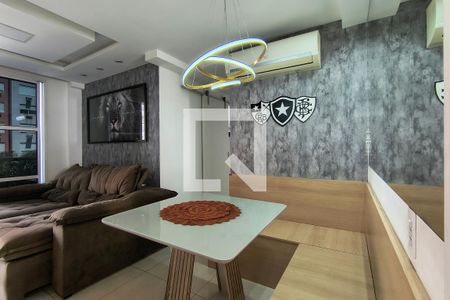 Sala de apartamento para alugar com 2 quartos, 56m² em Jacarepaguá, Rio de Janeiro