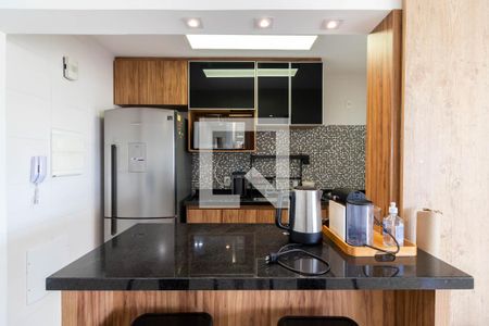 Sala de Estar de apartamento à venda com 2 quartos, 69m² em Santa Teresinha, São Paulo