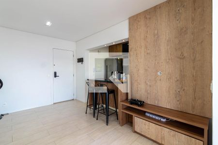Sala de Estar de apartamento à venda com 2 quartos, 69m² em Santa Teresinha, São Paulo