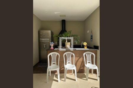 Casa à venda com 4 quartos, 255m² em Barra da Tijuca, Rio de Janeiro