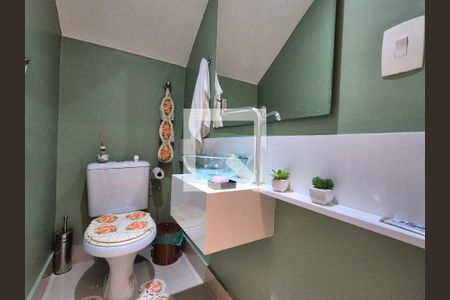 Lavabo 1 de casa de condomínio à venda com 4 quartos, 255m² em Barra da Tijuca, Rio de Janeiro