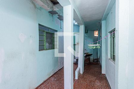 Área de Serviço e quintal de casa à venda com 4 quartos, 50m² em Vila Bancaria Munhoz, São Paulo