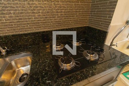 Cozinha de apartamento para alugar com 1 quarto, 40m² em Cambuci, São Paulo