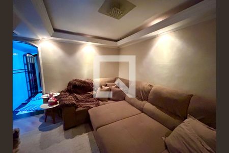 Sala de casa para alugar com 2 quartos, 200m² em Jardim Pres. Dutra, Guarulhos