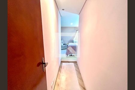 Quarto Suíte 1 de casa para alugar com 2 quartos, 200m² em Jardim Pres. Dutra, Guarulhos