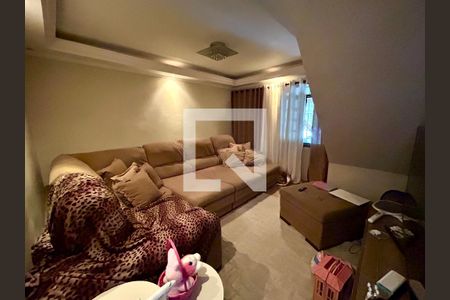 Sala de casa para alugar com 2 quartos, 200m² em Jardim Pres. Dutra, Guarulhos