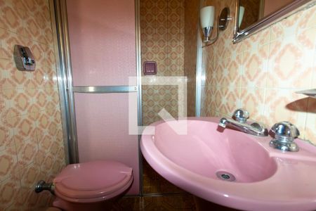 Banheiro de casa à venda com 4 quartos, 300m² em Penha de França, São Paulo