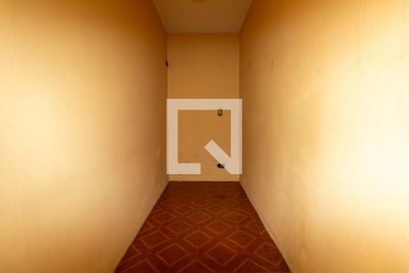 Dispensa de casa à venda com 5 quartos, 300m² em Penha de França, São Paulo