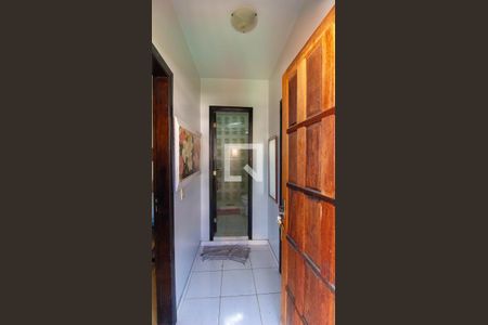 Casa à venda com 1 quarto, 80m² em Piratininga, Niterói