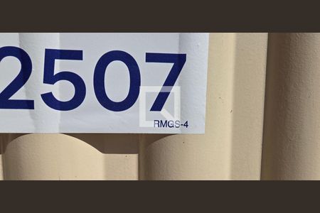 Plaquinha instalada de apartamento à venda com 3 quartos, 130m² em Alto Caiçaras, Belo Horizonte