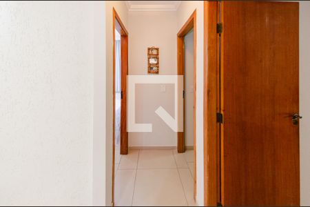 Corredor de apartamento à venda com 3 quartos, 130m² em Alto Caiçaras, Belo Horizonte