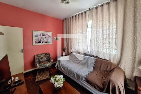 Sala de casa à venda com 3 quartos, 110m² em Barreto, Niterói