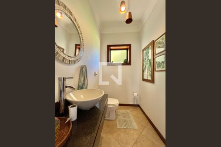 Lavabo de casa de condomínio à venda com 4 quartos, 265m² em Lot. Alphaville Campinas, Campinas