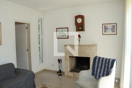 Casa de Condomínio para alugar com 4 quartos, 300m² em Chácara do Remanso Gl Um, Cotia