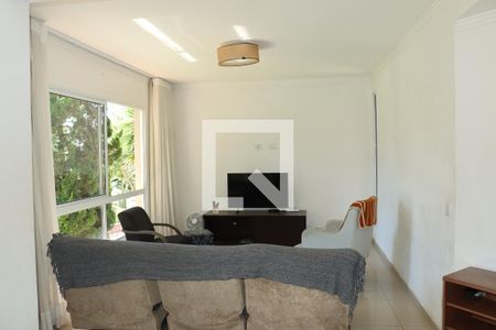 Casa de Condomínio para alugar com 4 quartos, 300m² em Chácara do Remanso Gl Um, Cotia