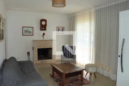 Casa de Condomínio para alugar com 4 quartos, 300m² em Chácara do Remanso Gl Um, Cotia