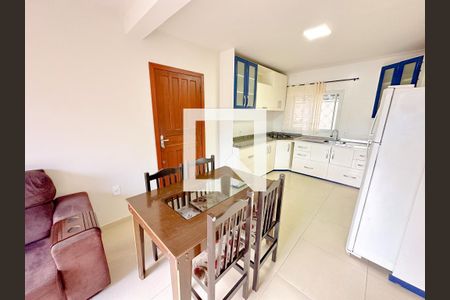 Casa para alugar com 2 quartos, 70m² em São João do Rio Vermelho, Florianópolis