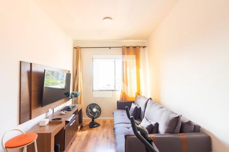 Sala  de apartamento para alugar com 2 quartos, 56m² em Padroeira, Osasco