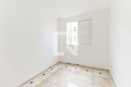 Quarto 2 de apartamento para alugar com 2 quartos, 48m² em Vila Jacuí, São Paulo