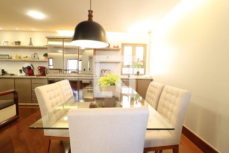 Sala de apartamento para alugar com 5 quartos, 264m² em Fundinho, Uberlândia