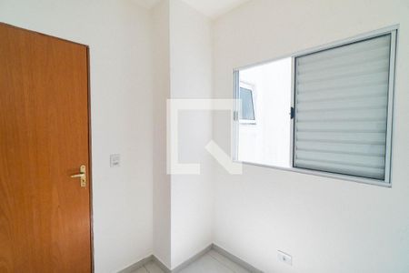 Quarto 2 de casa para alugar com 2 quartos, 59m² em Vila Guarani (zona Sul), São Paulo