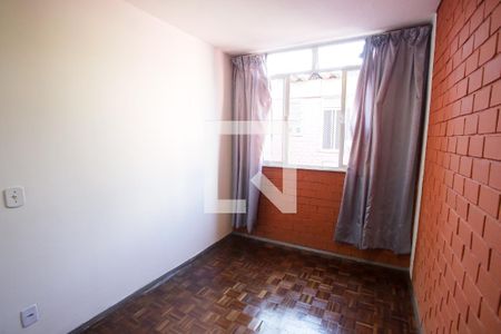 Quarto 2 de apartamento para alugar com 2 quartos, 45m² em Taquara, Rio de Janeiro