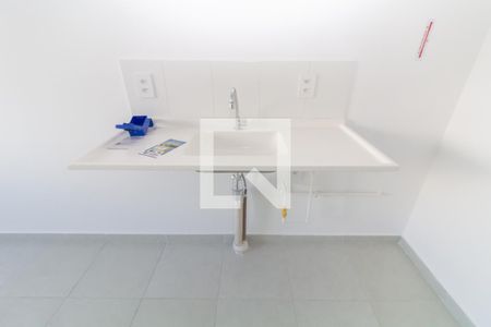Sala/Cozinha de apartamento para alugar com 2 quartos, 33m² em Guaianases, São Paulo