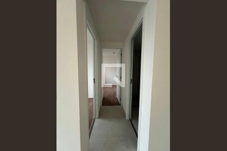 Corredor de apartamento à venda com 2 quartos, 36m² em Vila Graciosa, São Paulo