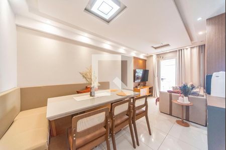 Sala de apartamento para alugar com 3 quartos, 75m² em Vila Apiai, Santo André