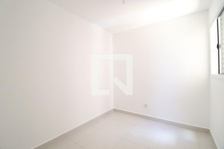 Quarto 1 de apartamento para alugar com 2 quartos, 79m² em Chácaras Tubalina E Quartel, Uberlândia