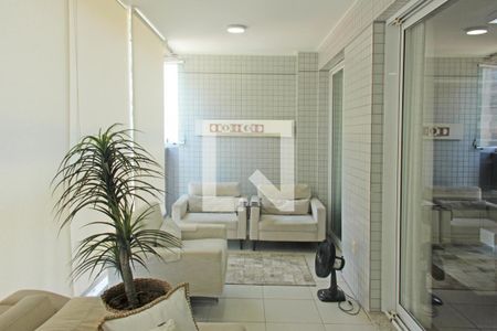 Sala de apartamento para alugar com 3 quartos, 160m² em Embaré, Santos