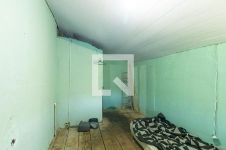 Quarto 2 de casa para alugar com 2 quartos, 68m² em Novo Mundo, Curitiba