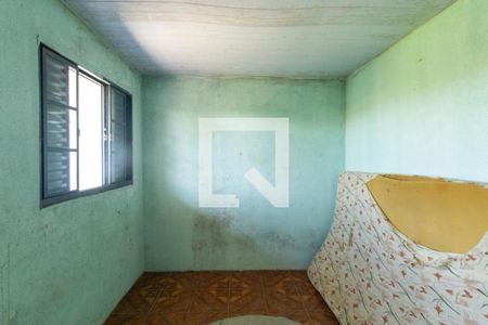 Quarto 1 de casa para alugar com 2 quartos, 68m² em Novo Mundo, Curitiba