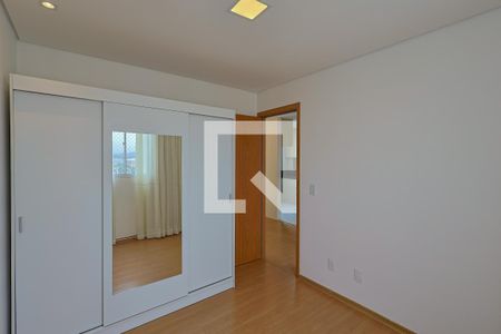 Quarto 1 de apartamento para alugar com 2 quartos, 45m² em Chácara Cotia, Contagem