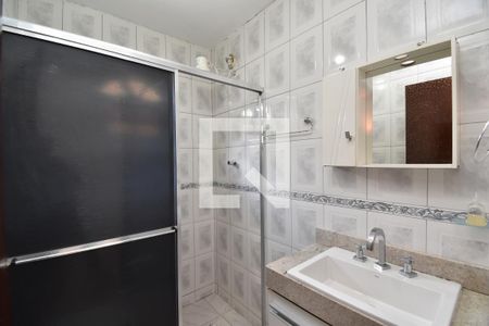 Banheiro da Suíte de casa para alugar com 3 quartos, 100m² em Cruzeiro, São José dos Pinhais