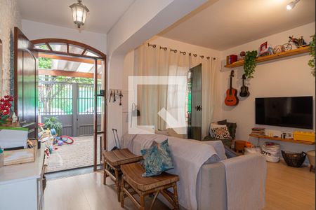 Sala de casa à venda com 2 quartos, 130m² em Campo Belo, São Paulo