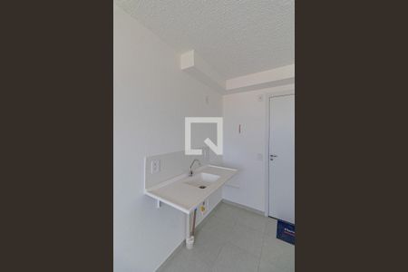 Sala/Cozinha/Área de Serviço  de apartamento para alugar com 2 quartos, 30m² em Guaianases, São Paulo