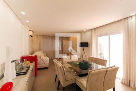 Sala/Cozinha de casa à venda com 3 quartos, 170m² em Quarta Parada, São Paulo