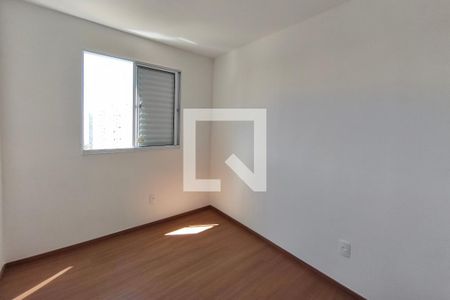 Quarto 1 de apartamento para alugar com 2 quartos, 45m² em Vila Satúrnia, Campinas