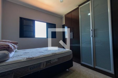 Quarto 1 de casa para alugar com 2 quartos, 100m² em Vila Salete, São Paulo