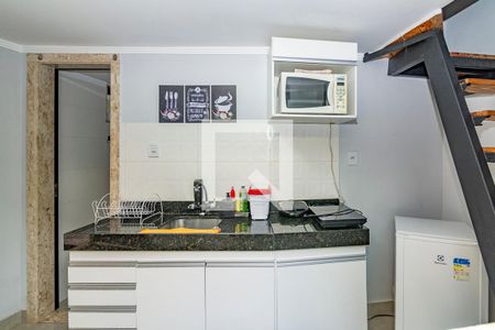 Cozinha de kitnet/studio para alugar com 1 quarto, 28m² em Minas Brasil, Belo Horizonte