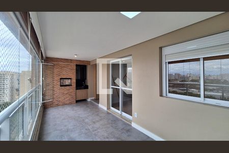 Varanda e área de serviço de apartamento à venda com 3 quartos, 94m² em Várzea da Barra Funda, São Paulo