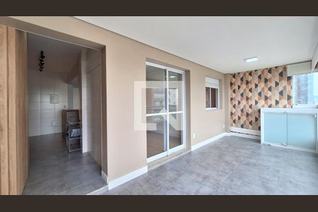 Varanda e área de serviço de apartamento à venda com 3 quartos, 94m² em Várzea da Barra Funda, São Paulo