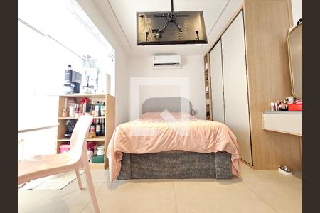 Sala/Quarto de apartamento à venda com 1 quarto, 28m² em Jardim das Acacias, São Paulo